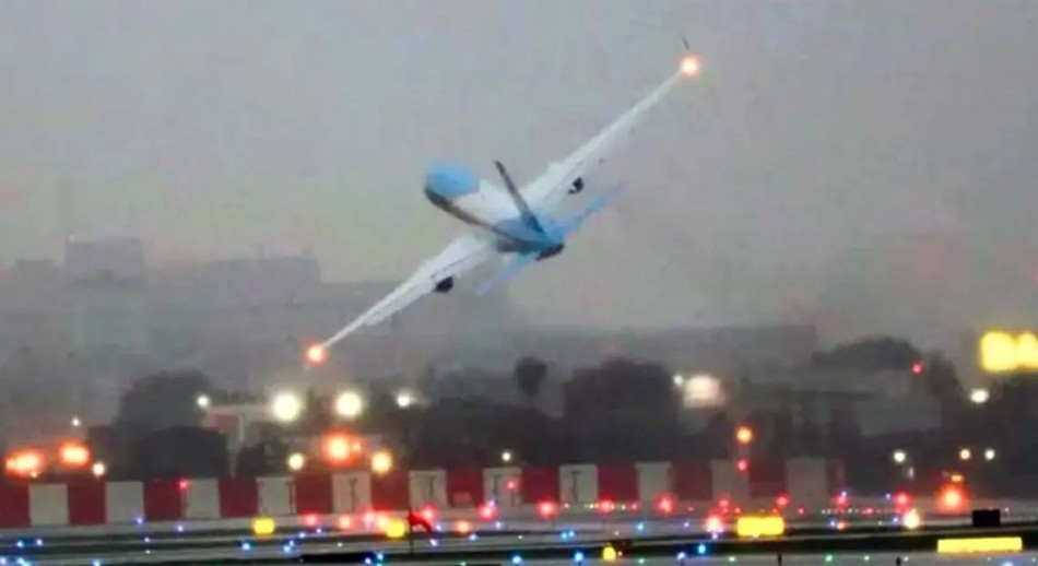 Tras una temeraria maniobra aterrizó en Aeroparque la nave que compró Alberto Fernández