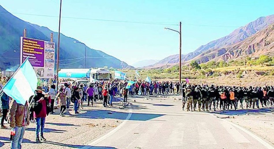 Jujuy: una turista quedó varada por un piquete en la ruta y murió