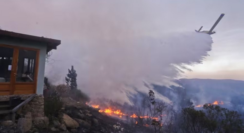 Incendios en Córdoba: evacuaron un barrio cerrado en Calamuchita
